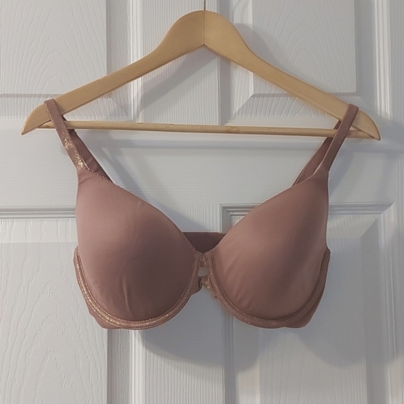 Victoria's Secret Other - NWT Victoria Secret 32DDD lined perfect coverage